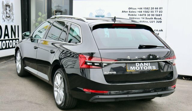 Skoda Superb Estate Black #6