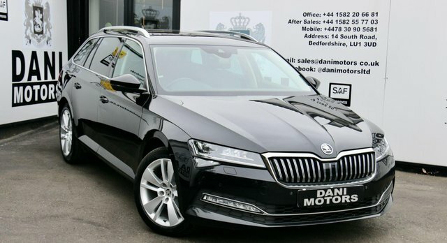 Skoda Superb Estate Black #4