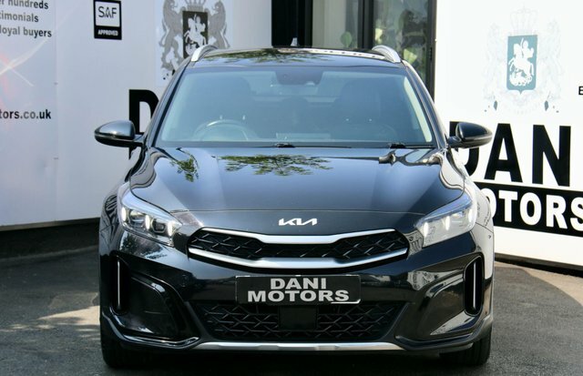 Kia Xceed Suv Black #5