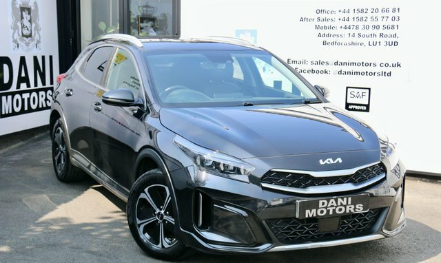 Kia Xceed Suv Black #4
