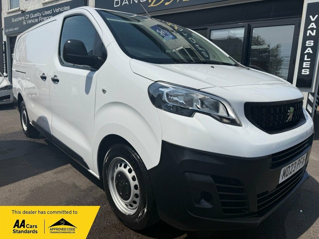 Peugeot Expert 2L Professional Premium 6Dr White