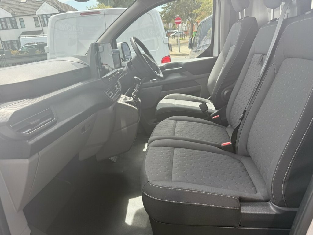 Ford Transit Custom 2L Limited LB24VPK Silver #6
