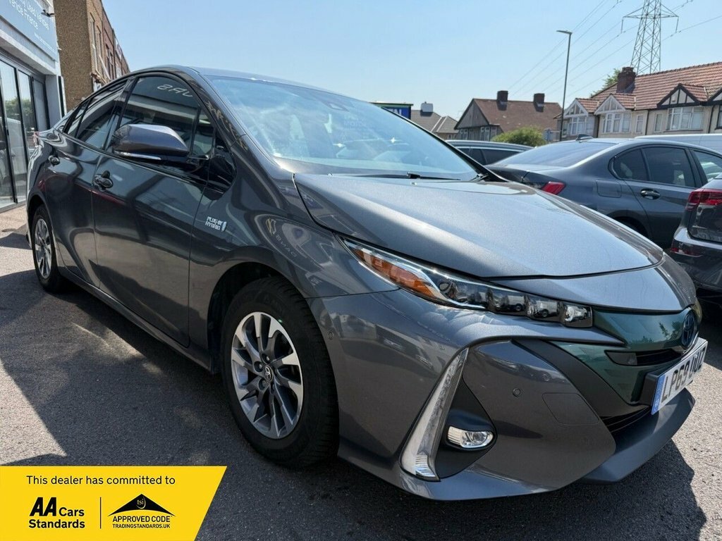 Toyota Prius 1.8L Excel Grey
