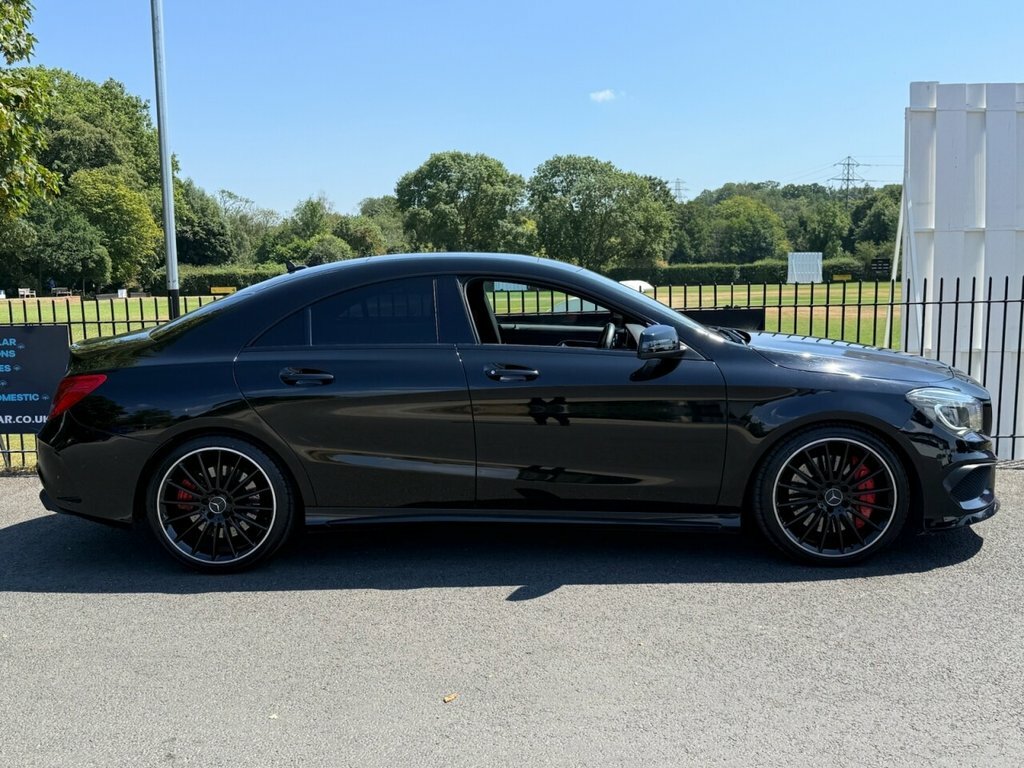Mercedes-Benz CLA Class 2L Amg Black #4