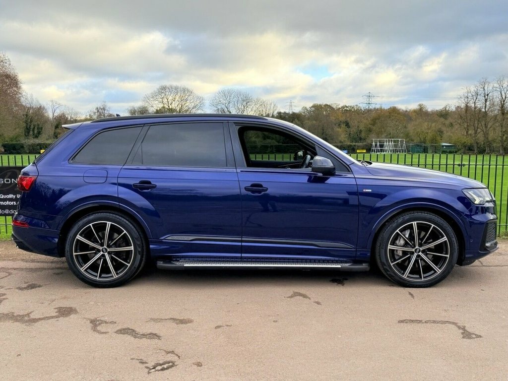 Audi Q7 3L Black Edition Blue #4