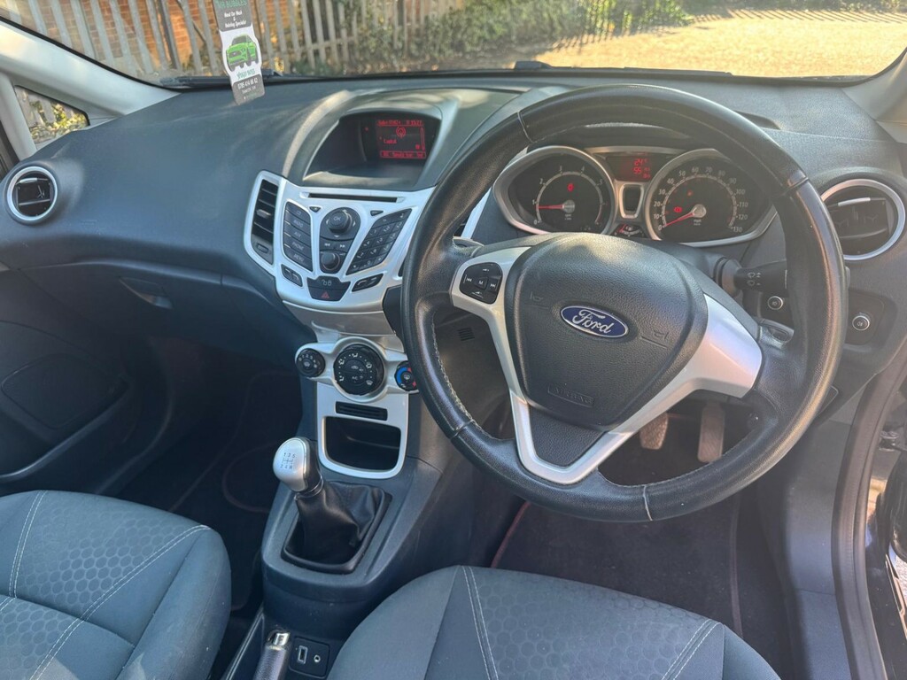 Ford Fiesta Hatchback 1.4 Zetec 201212 Black #4