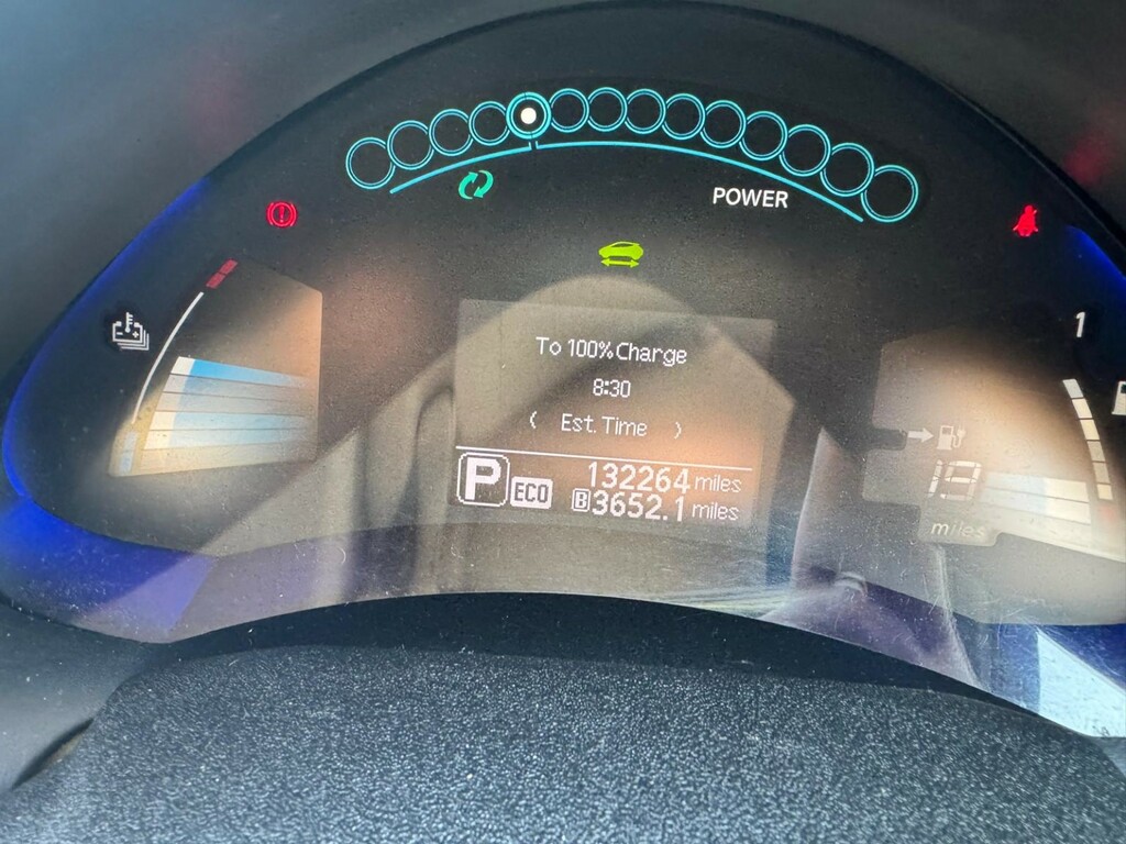 Nissan Leaf Hatchback 30Kwh Tekna 201616 #3
