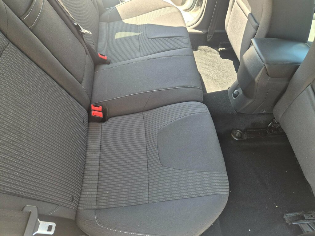 Ford Focus Titanium 5-Door Silver #5