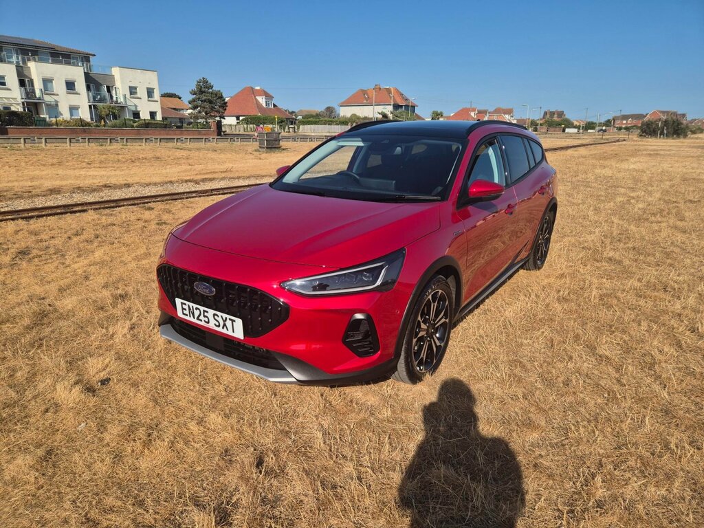 Ford Focus Active X . . Estate . Mhev Mild Hybrid EN25SXT Red #3