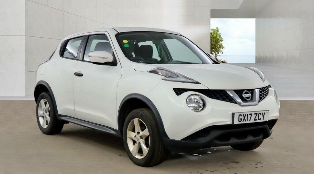 Nissan Juke Visia White