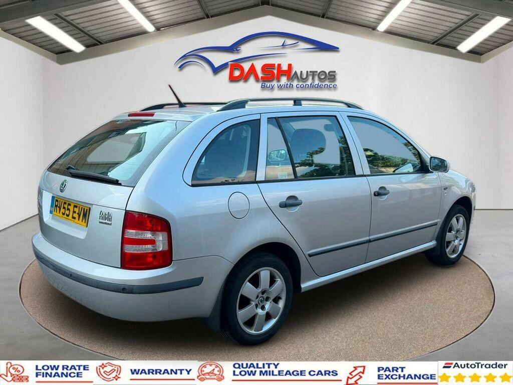Skoda Fabia 1.4 16V Elegance Silver #2
