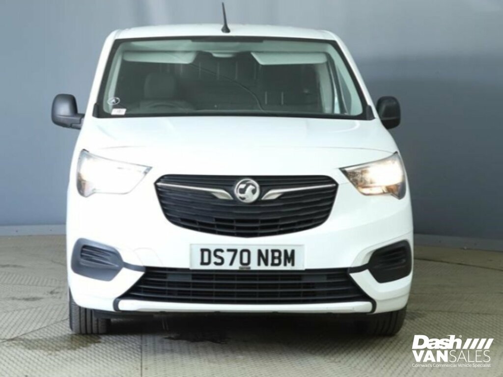 Vauxhall Combo Turbo D 2300 Sportive White #3