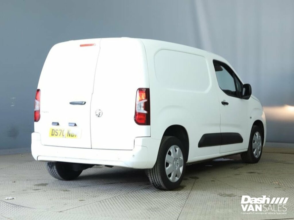Vauxhall Combo Turbo D 2300 Sportive White #4