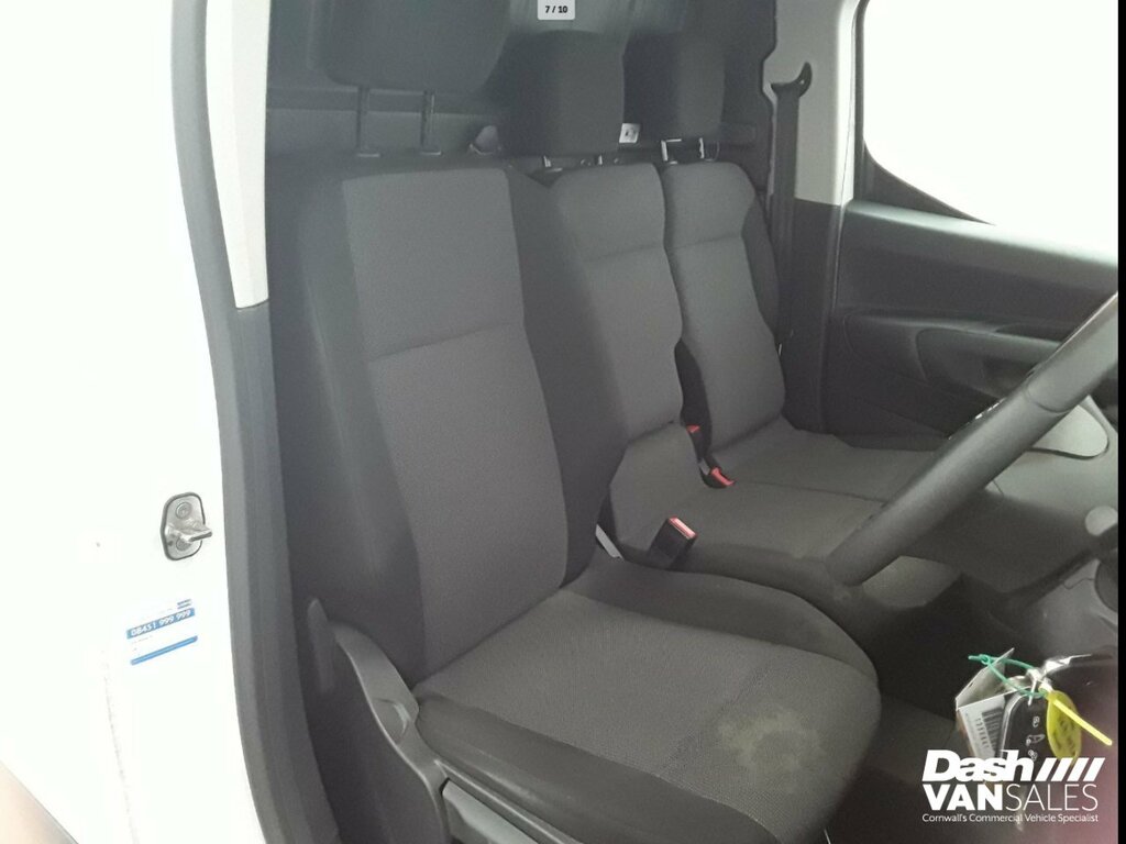 Vauxhall Combo Turbo D 2300 Edition White #3