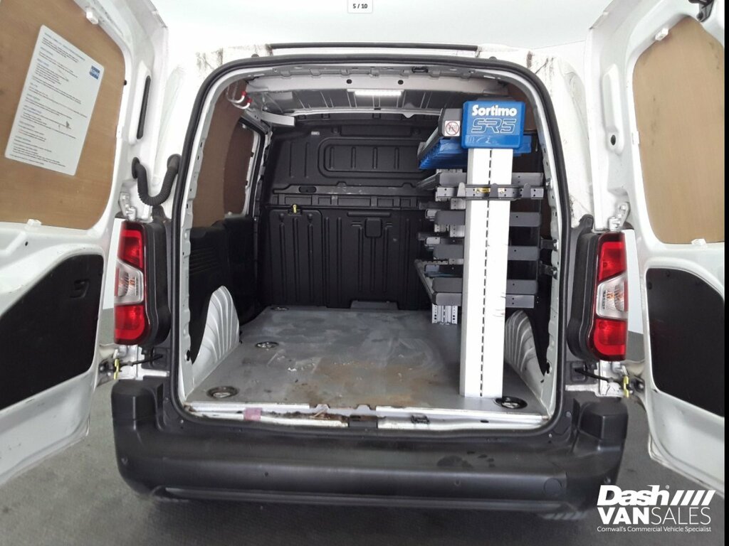 Vauxhall Combo Turbo D 2300 Edition White #4