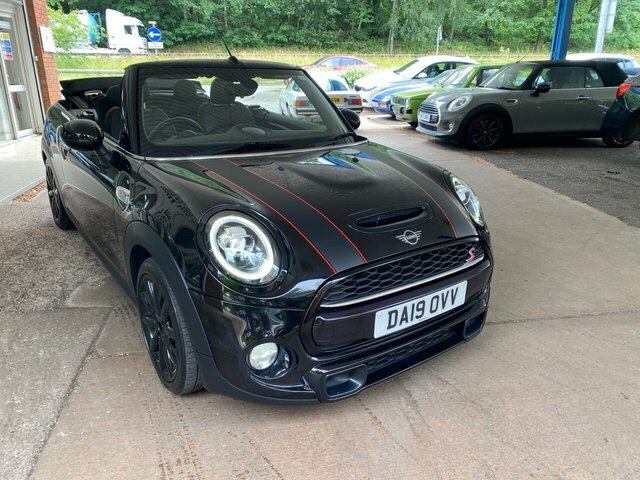 Mini Convertible 2019 2.0 Cooper S Classic Convertible M Black #2