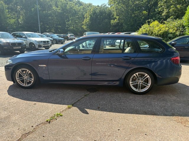 BMW 5 Series 2017 2.0 520D M Sport Touring Euro Blue #2