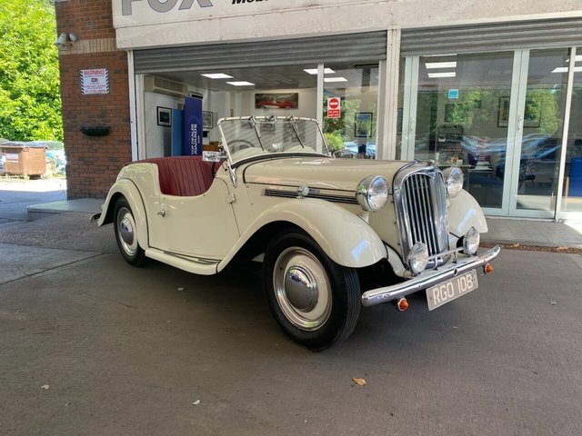 Singer All Models 1989 406D RGO108 White #2