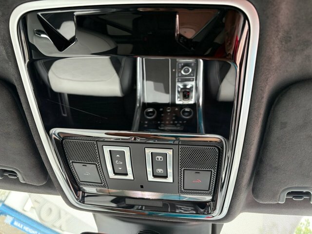 Land Rover Range Rover Sport Automatic Black #40