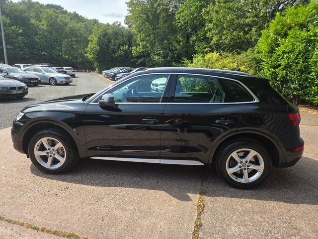 Audi Q5 2020 2.0 Tdi 40 Sport Suv S Tronic Quat Black #2
