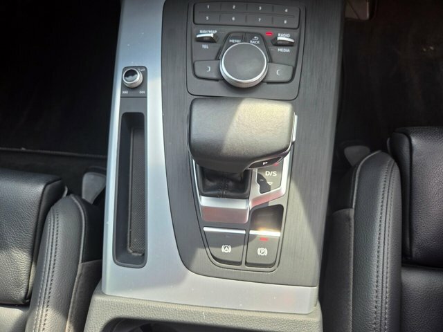 Audi Q5 50 Tfsi E Quattro Black Edn S Tronic Tech Pk White #29