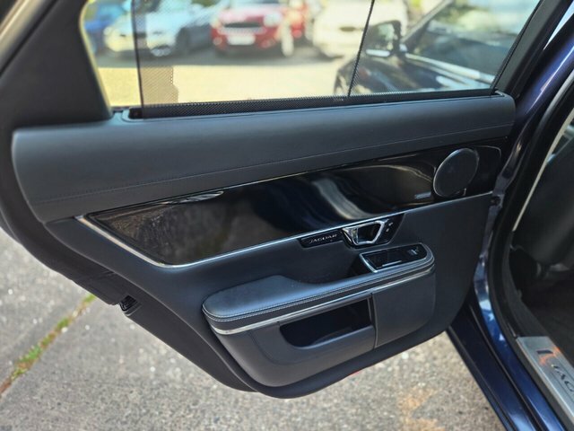 Jaguar XJ D V6 Portfolio Ro14ebl Blue #25