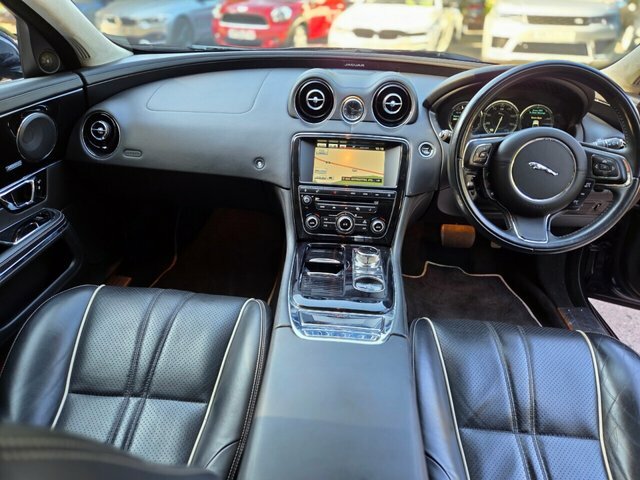 Jaguar XJ D V6 Portfolio Ro14ebl Blue #44