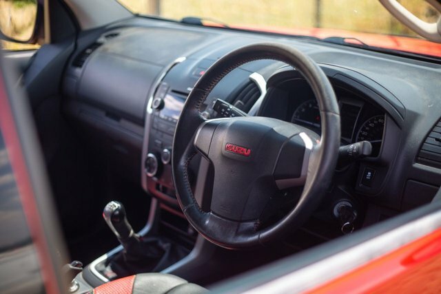Isuzu D-Max 2016 2.5 Td Fury Pickup 4X4 192 Red #6