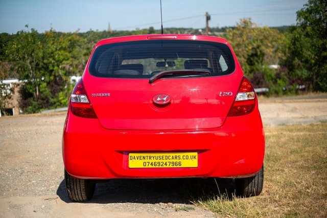 Hyundai I20 Style Black #11