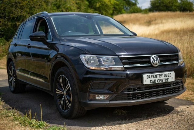 Volkswagen Tiguan 2018 2.0 Tdi Se Navigation Suv Dsg 4Mot GD18UOG Black #3