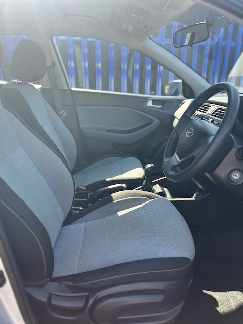 Hyundai I20 Cpe 1.0 T-gdi 100Ps Sport Nav Black #9