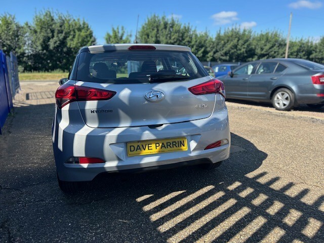 Hyundai I20 1.2 I20 S Air 1.2 75Ps Grey #4