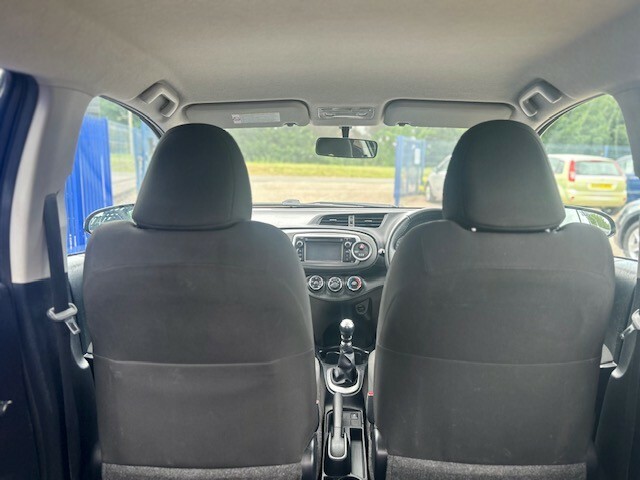 Toyota Yaris 1.3 Dual Vvt-i Tr Grey #5