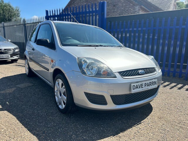 Ford Fiesta 1.3 Style Climate Silver