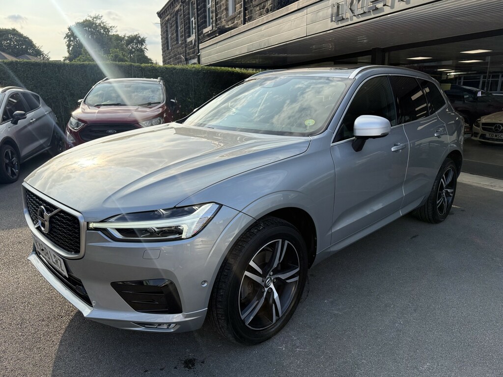 Volvo XC60 2.0 R-design D4 Awd Silver #3