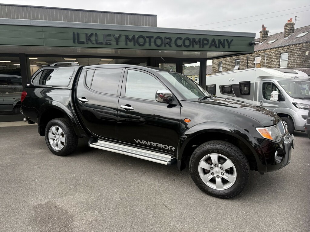 Mitsubishi L200 2.5 Di-d Warrior Black