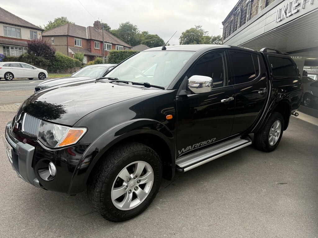 Mitsubishi L200 2.5 Di-d Warrior Black #3