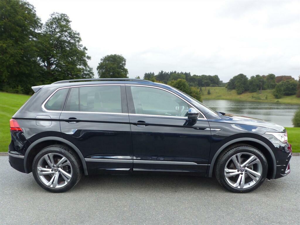 Volkswagen Tiguan 2.0 Tdi R-line Edition Dsg Euro 6 Ss DF72XFR Black #3