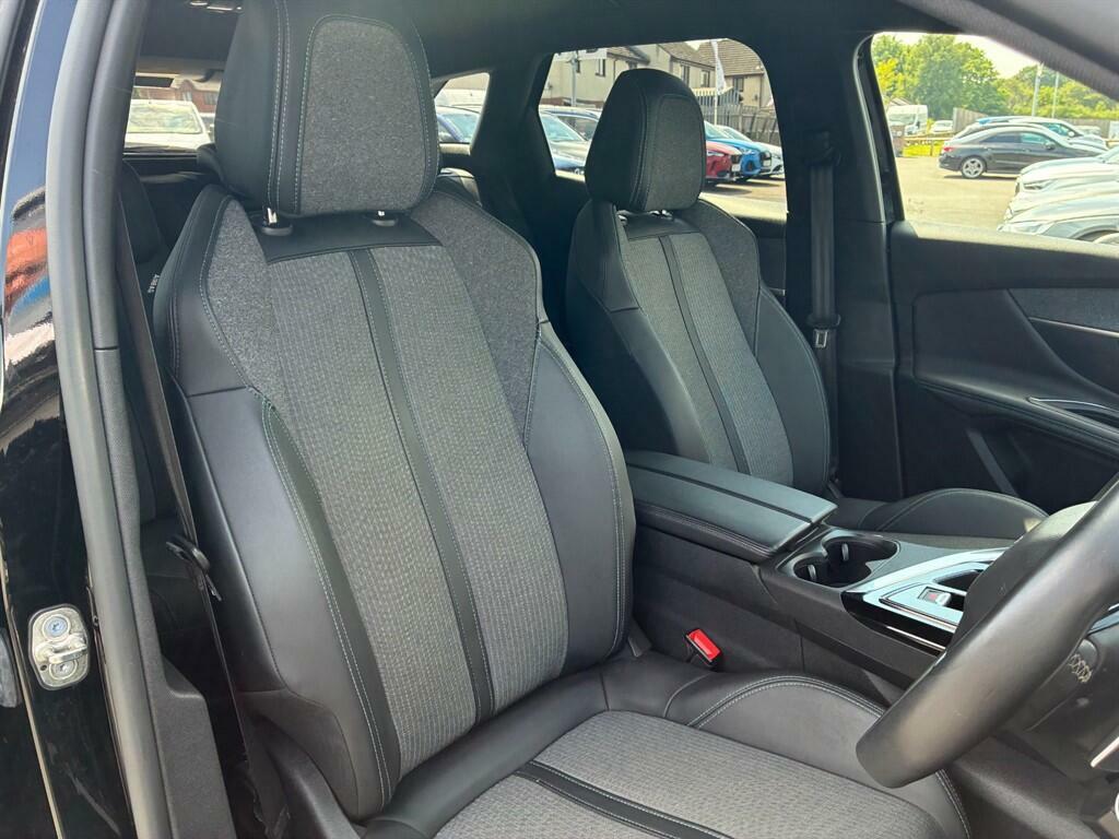 Peugeot 3008 1.6 13.2Kwh Allure Premium E-eat Euro 6 Ss FT24UAW Black #2