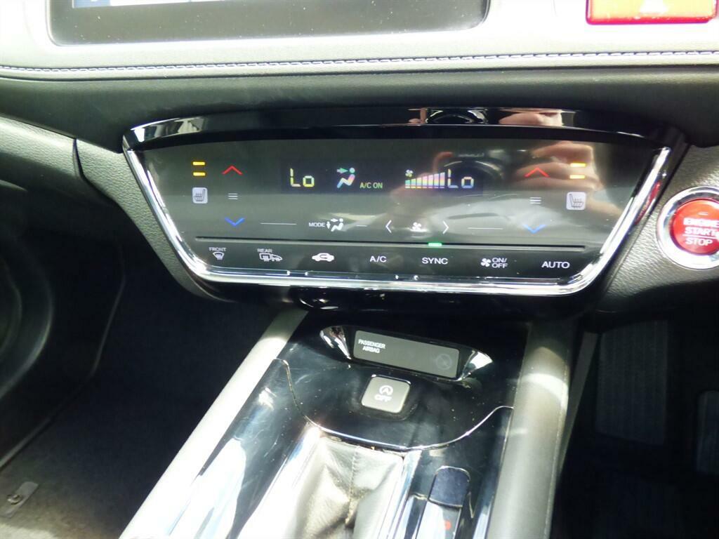 Honda Hr-V 1.5 I-vtec Ex Suv With In White With 72,378 Miles White #22