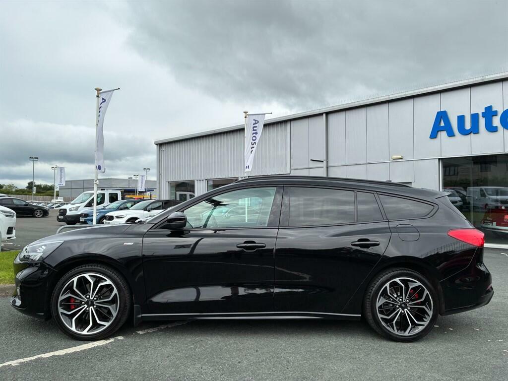 Ford Focus St-line X Black #3