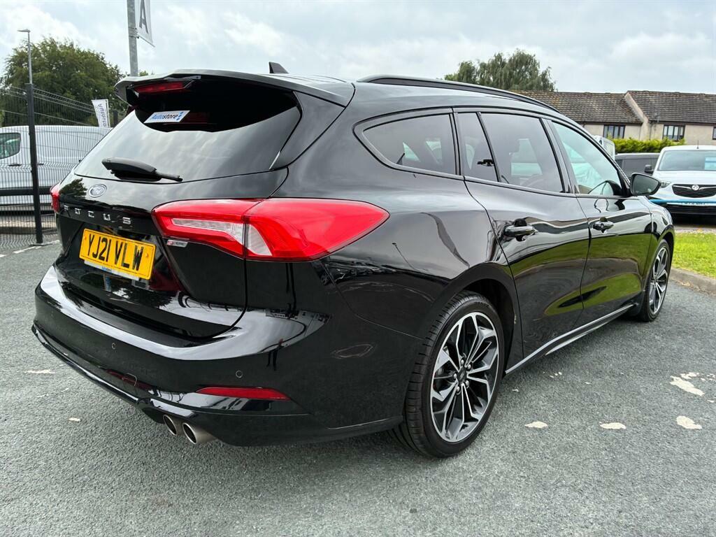 Ford Focus St-line X Black #6