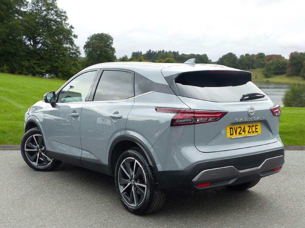 Nissan Qashqai 1.3 Dig-t Mhev Tekna Euro 6 Ss DV24ZCE Grey #2