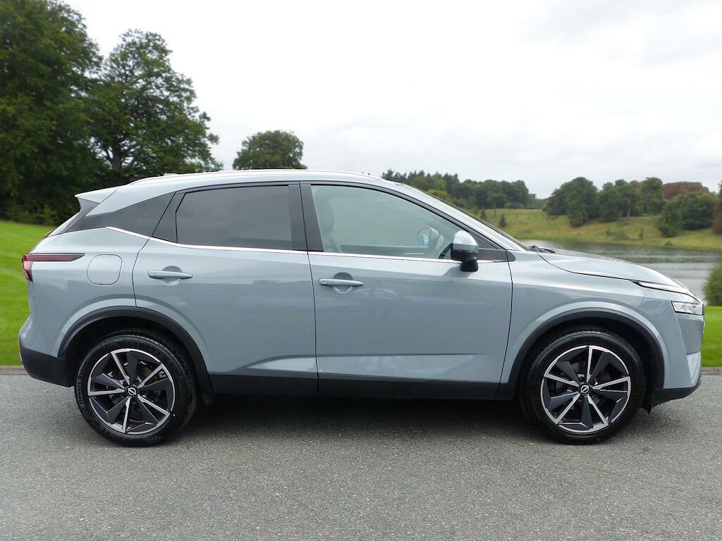Nissan Qashqai 1.3 Dig-t Mhev Tekna Euro 6 Ss DV24ZCE Grey #3