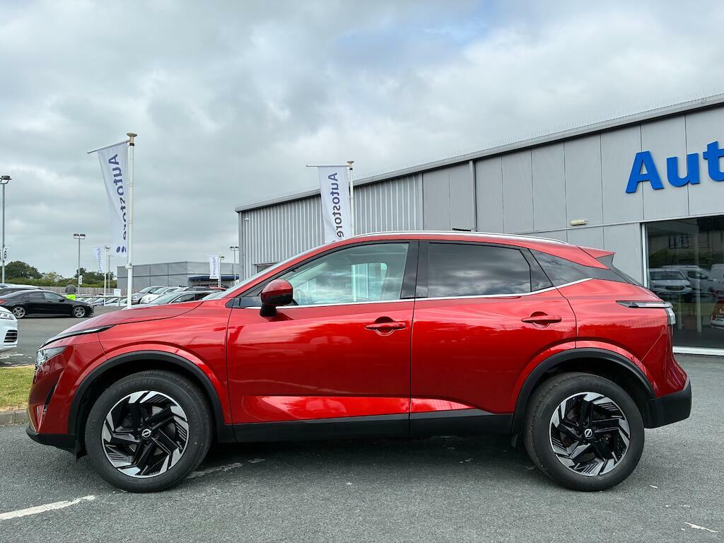 Nissan Qashqai 1.3 Dig-t Mhev N-connecta Xtron Euro 6 Ss KE24EXR Red #3