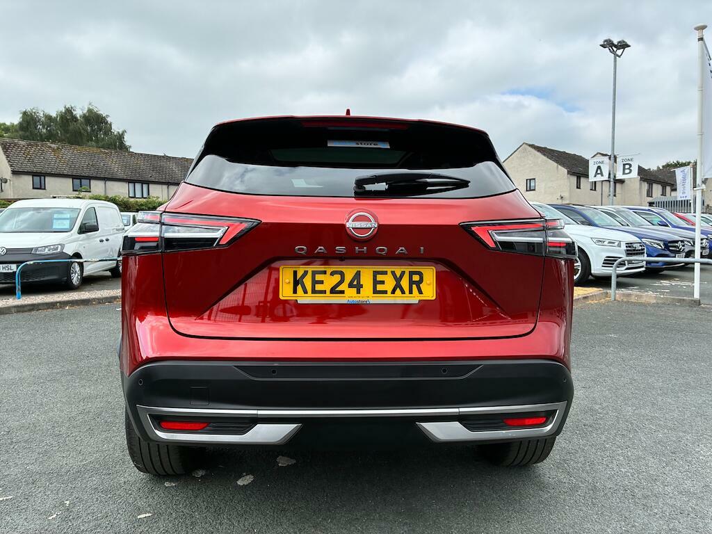 Nissan Qashqai 1.3 Dig-t Mhev N-connecta Xtron Euro 6 Ss KE24EXR Red #5