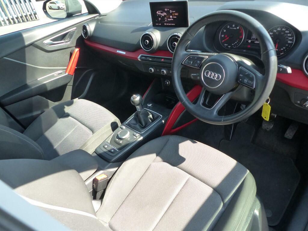 Audi Q2 Sport Grey #4