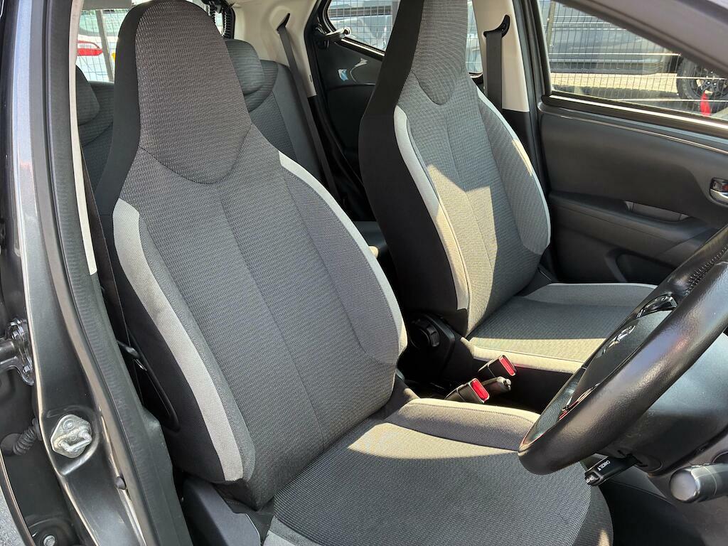 Toyota Aygo X X-play Grey #2