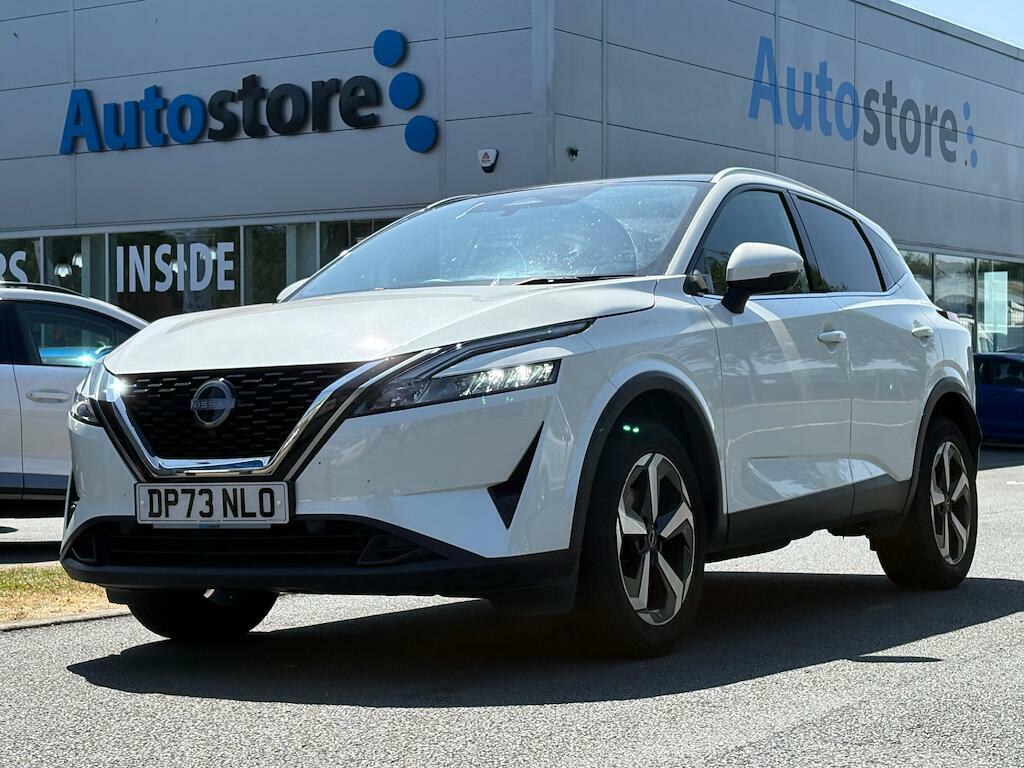 Nissan Qashqai 1.3 Dig-t Mhev N-connecta Euro 6 Ss White