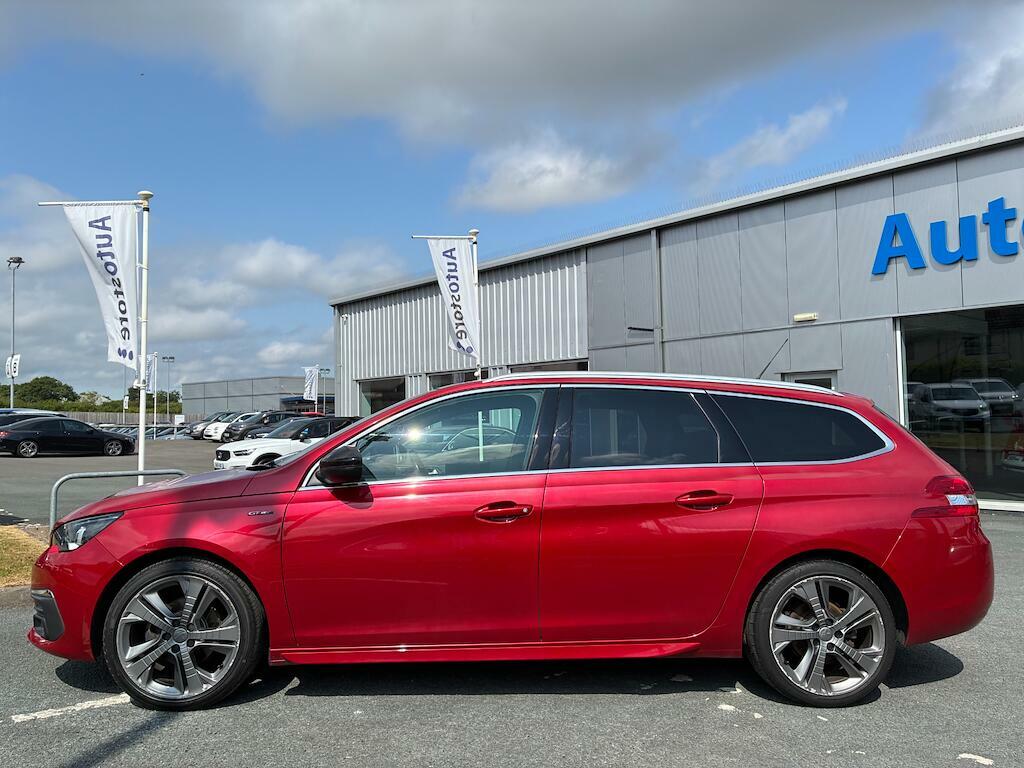 Peugeot 308 SW 1.5 Bluehdi Gt Line Euro 6 Ss Red #3